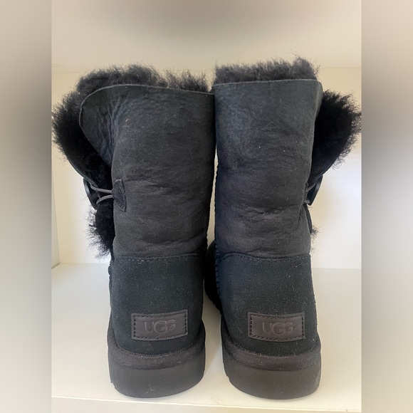 UGG Bailey Button II Boots - Picture 2 of 5